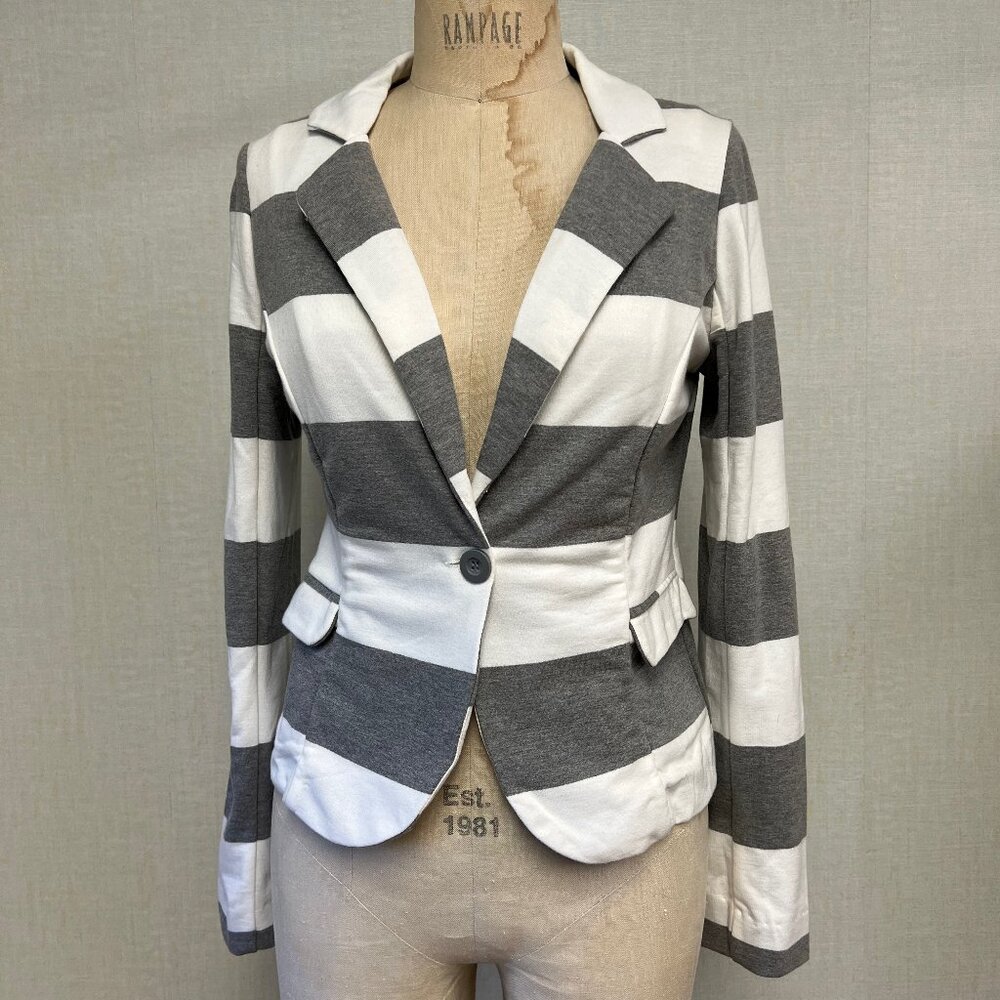 NWT deadstock 2000s Striped Ruffle Back Casual Blazer Medium